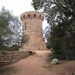 Les Residences De Scaglione ヴィラ